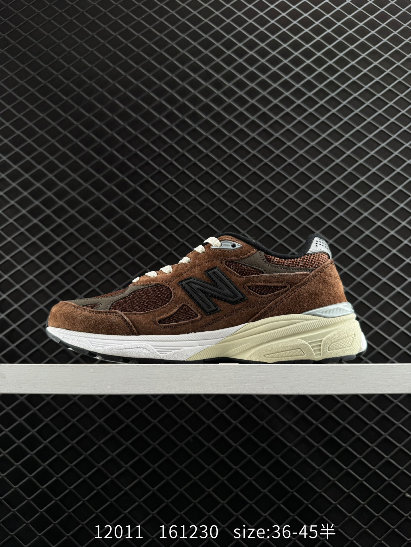 New Balance Made in USA M990V3